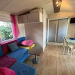 Bungalow Luxe 3 Surplombant Le Golf De St Tropez Camping *