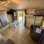 Bungalow Luxe 3 Surplombant Le Golf De St Tropez Camping