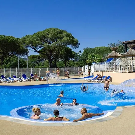 Bungalow Luxe 3 Surplombant Le Golf De St Tropez Camping *